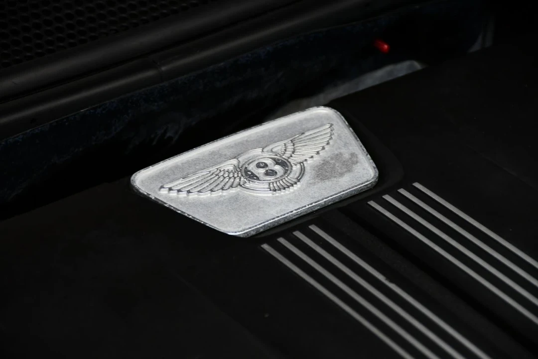 2015 Bentley - Image 18 of 31