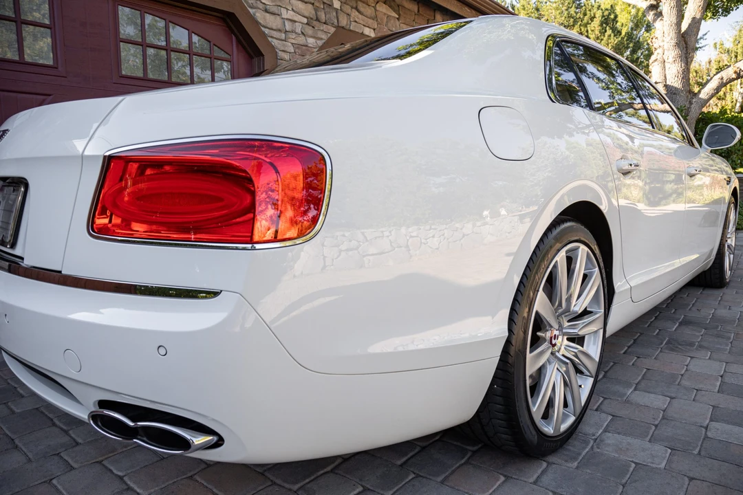 2015 Bentley Continental Flying Spur - Image 21 of 31