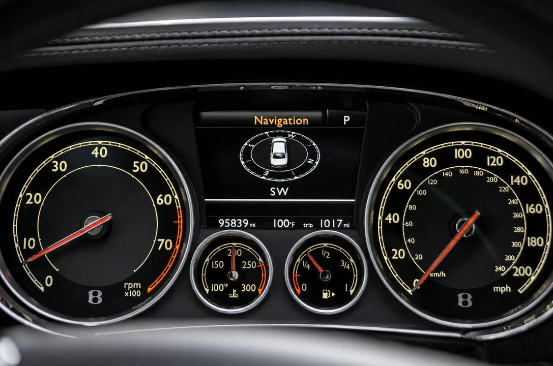 2015 Bentley Continental Flying Spur - Image 16 of 19