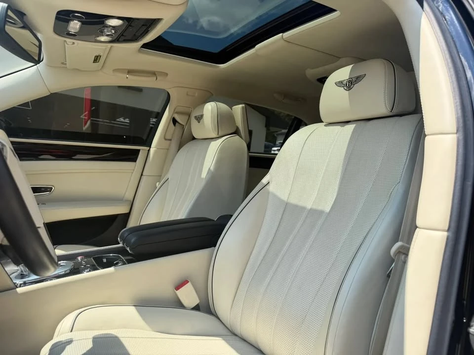 2015 Bentley Continental Flying Spur - Image 16 of 20