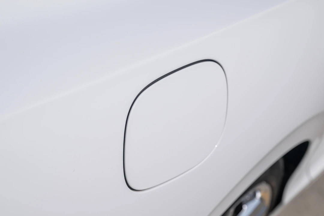 2015 Bentley - Image 30 of 31