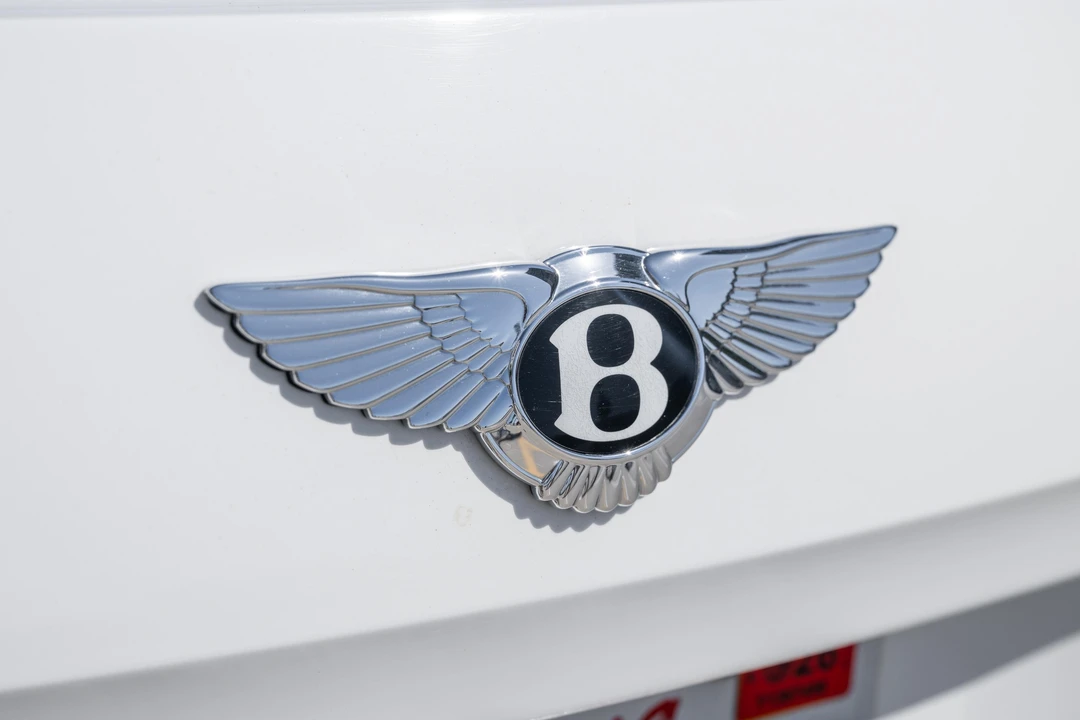2015 Bentley - Image 27 of 31