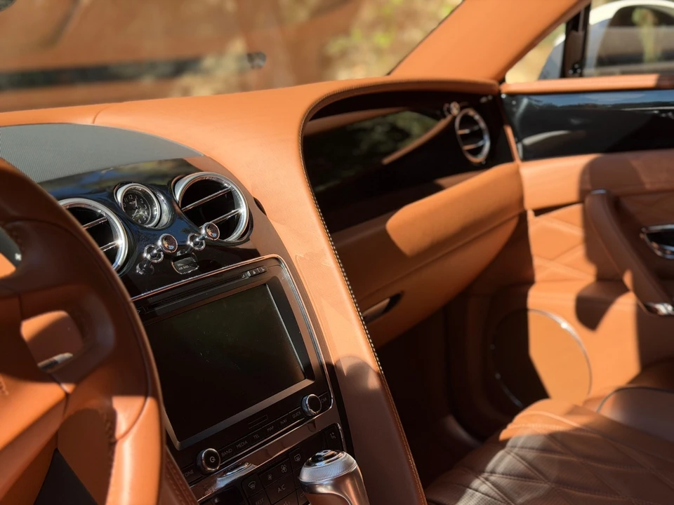 2015 Bentley Continental Flying Spur - Image 8 of 21