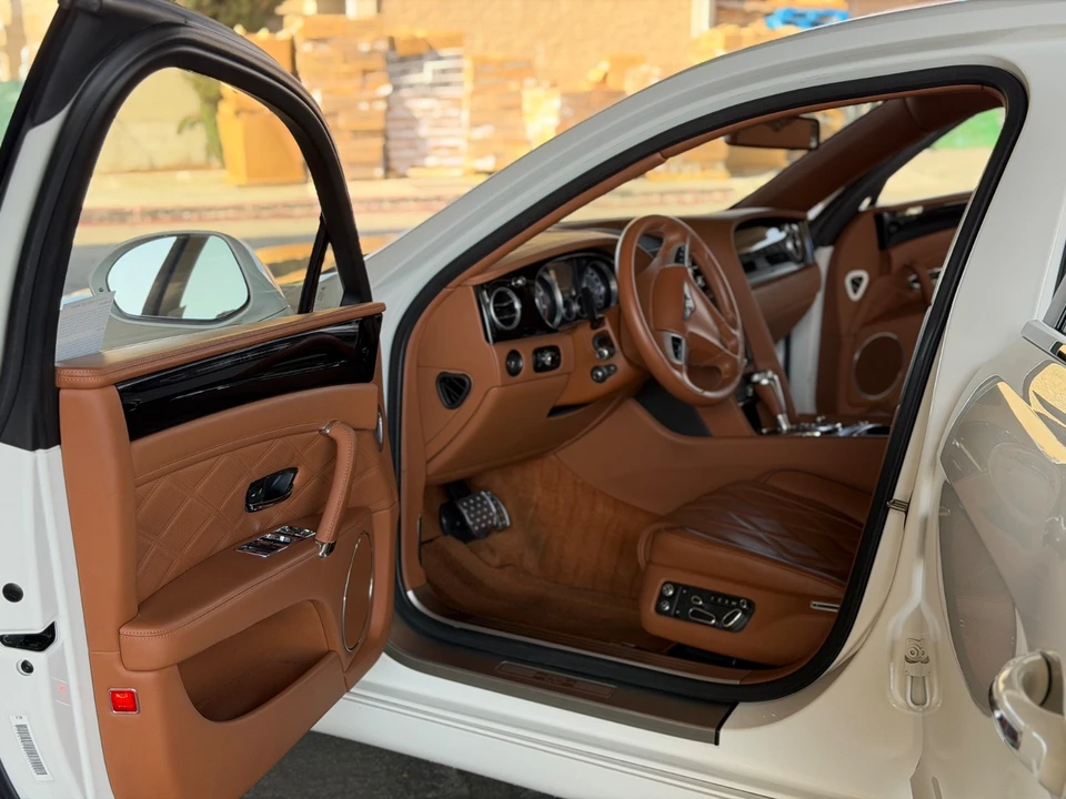 2015 Bentley Continental Flying Spur - Image 12 of 21