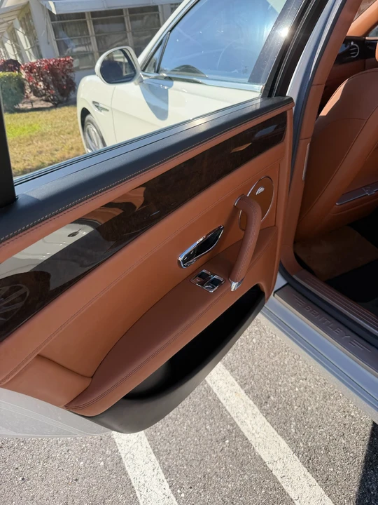 2015 Bentley Continental Flying Spur - Image 13 of 14