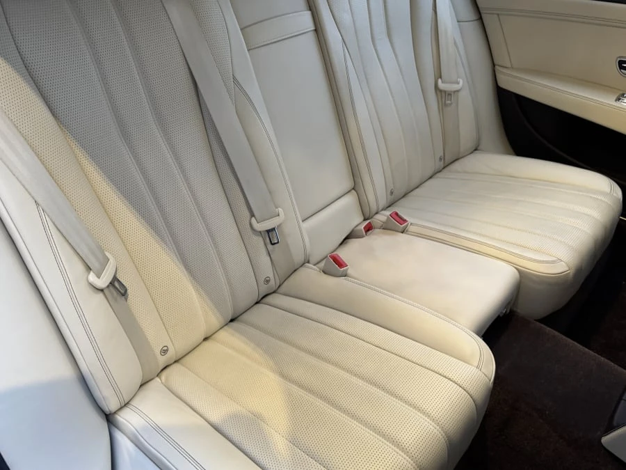 2015 Bentley Continental - Image 8 of 12