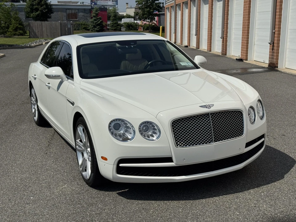 2015 Bentley Continental Flying Spur - Image 13 of 31