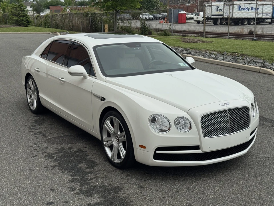 2015 Bentley Continental Flying Spur - Image 18 of 31