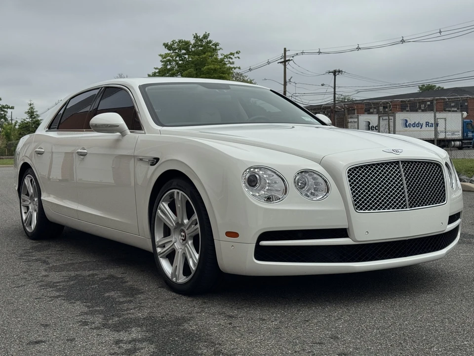 2015 Bentley Continental Flying Spur - Image 14 of 31