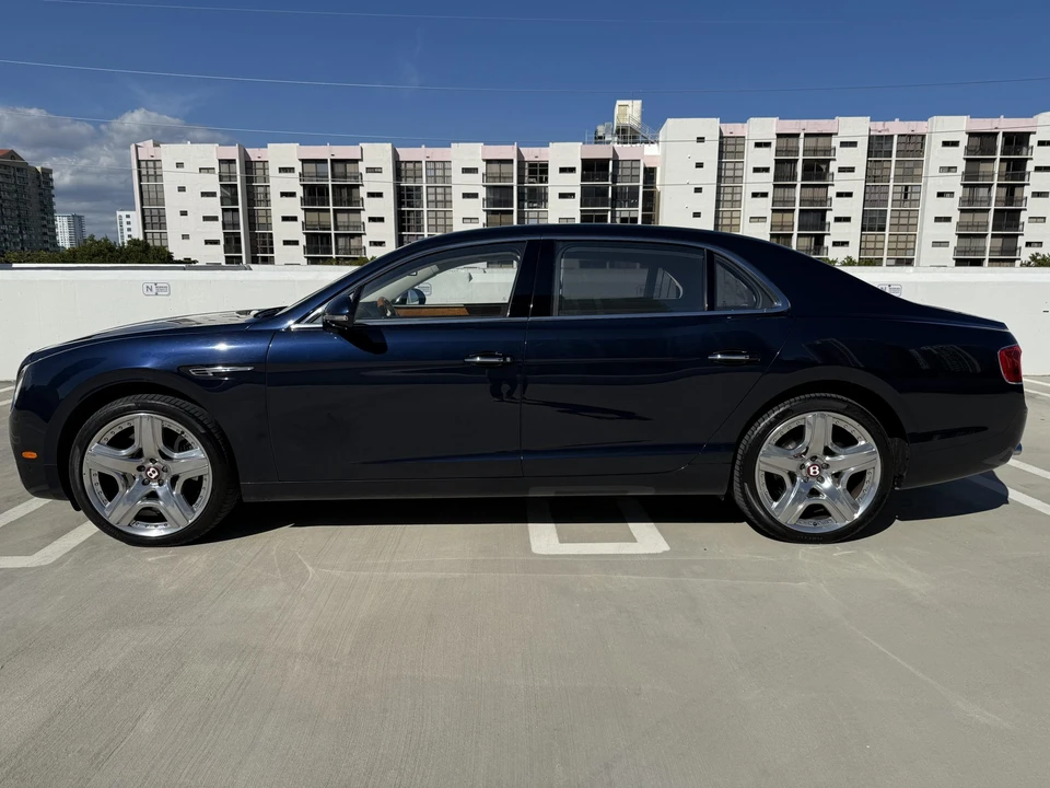 2015 Bentley Continental Flying Spur - Image 18 of 31