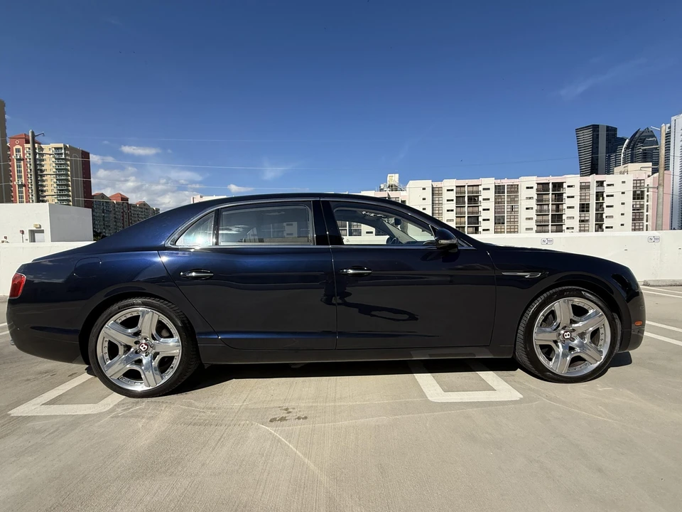 2015 Bentley Continental Flying Spur - Image 8 of 31