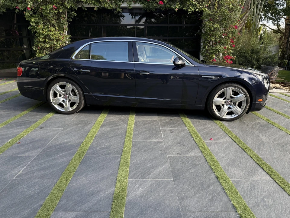 2015 Bentley Continental Flying Spur - Image 29 of 31