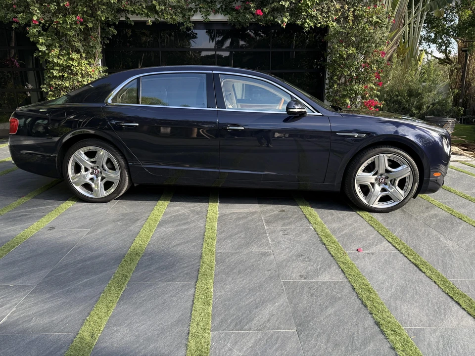 2015 Bentley Continental Flying Spur - Image 31 of 31