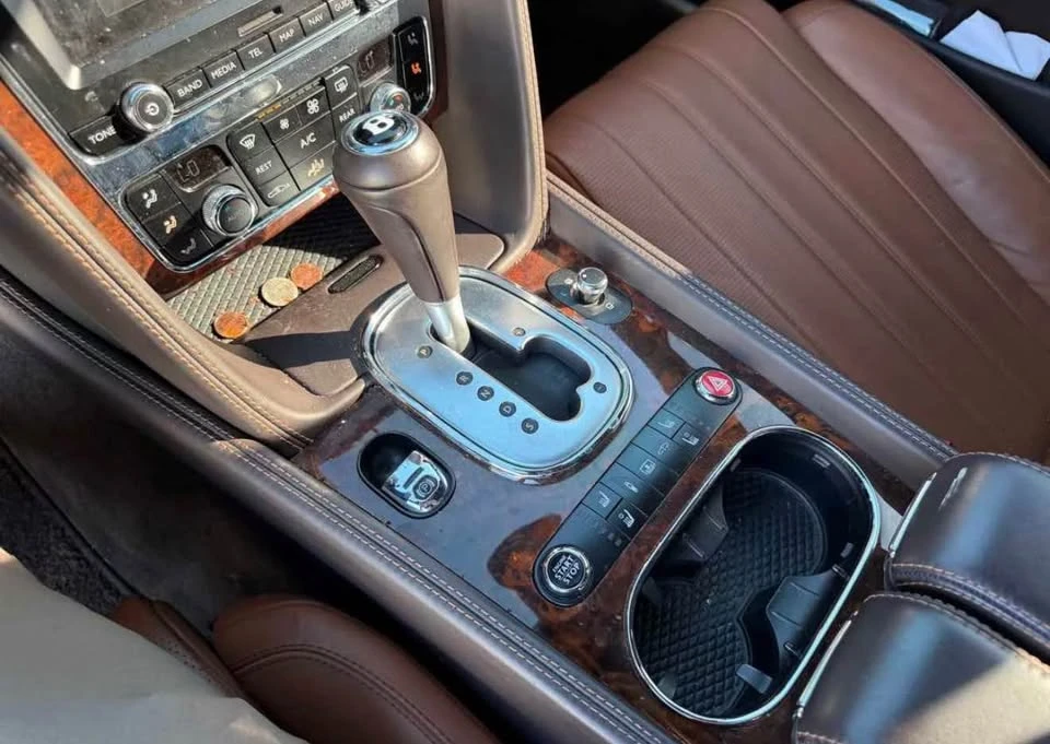 2015 Bentley Continental - Image 6 of 11
