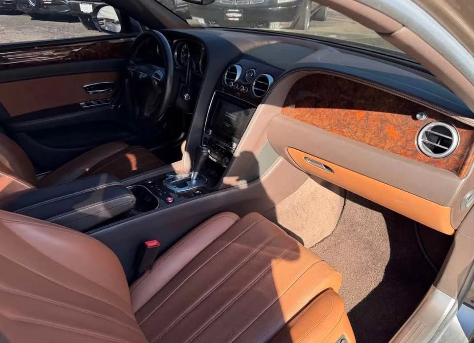 2015 Bentley Continental - Image 7 of 11