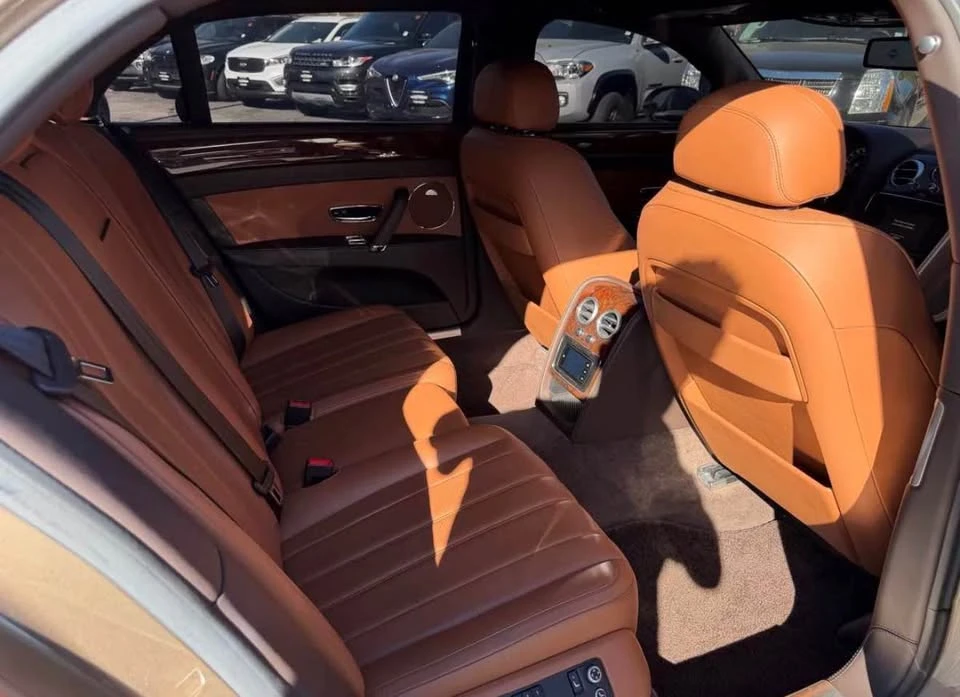 2015 Bentley Continental - Image 9 of 11