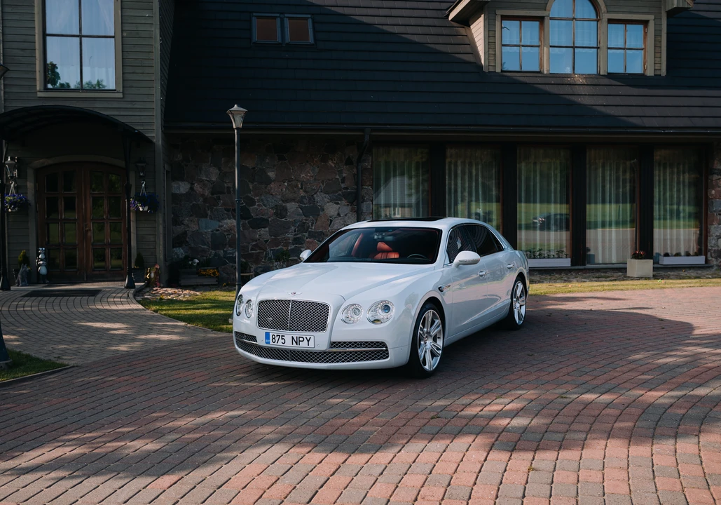 2015 Bentley Continental Flying Spur - Image 13 of 31