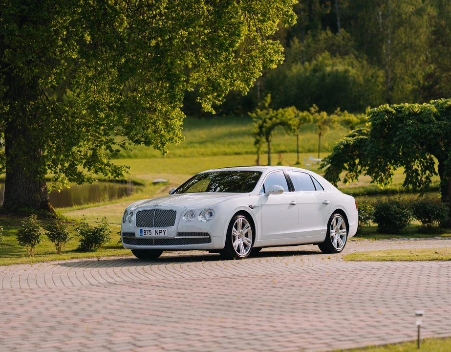 2015 Bentley Continental Flying Spur - Image 15 of 31