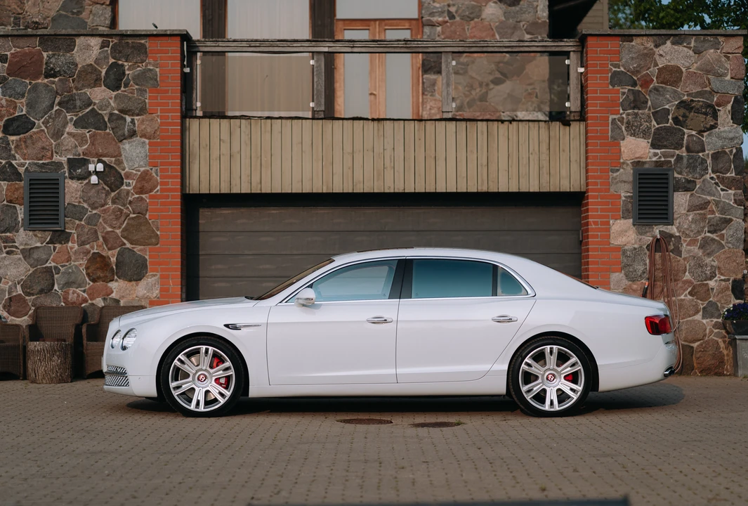 2015 Bentley Continental Flying Spur - Image 7 of 31