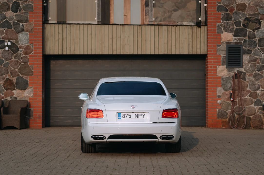 2015 Bentley Continental Flying Spur - Image 5 of 31