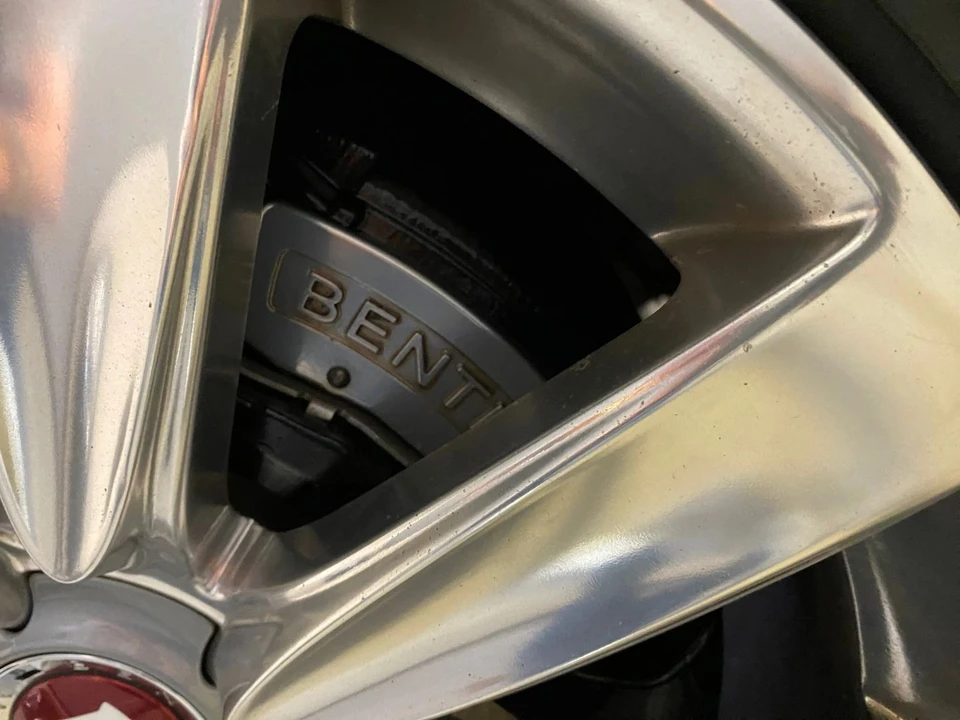2015 Bentley Continental - Image 20 of 31