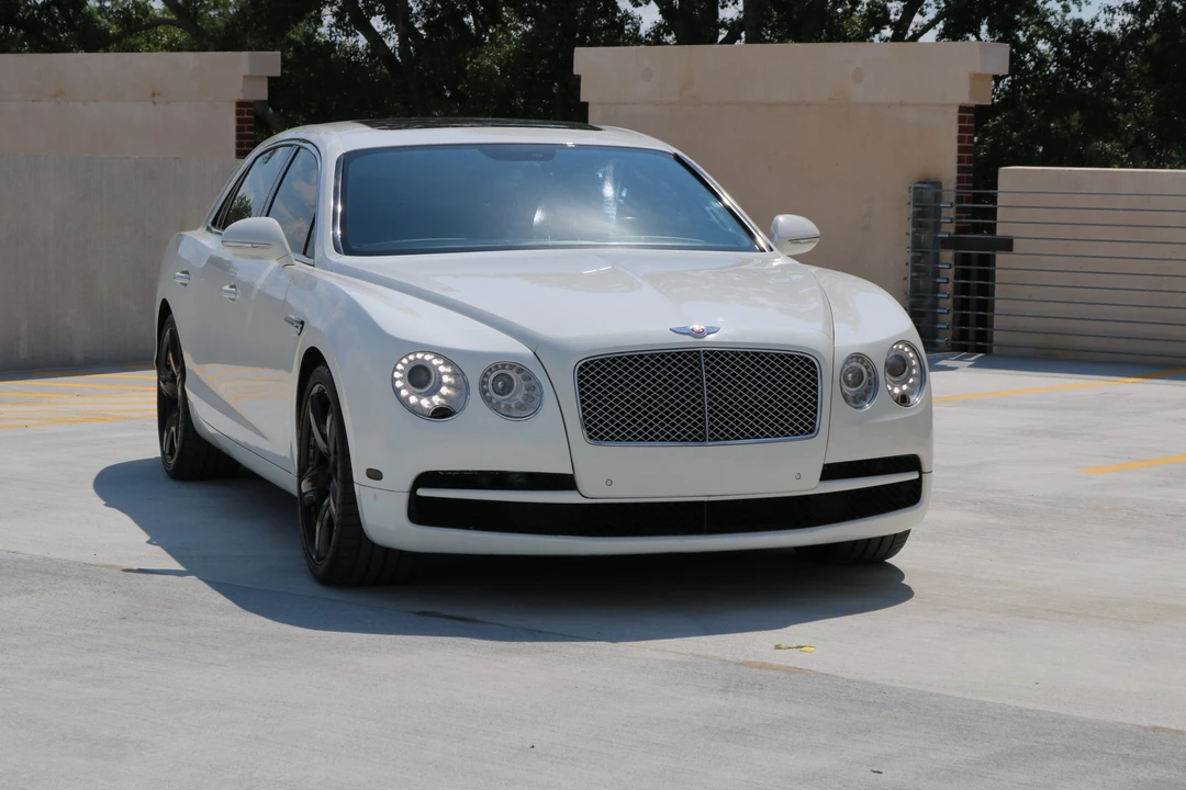 2015 Bentley Continental Flying Spur - Image 14 of 31