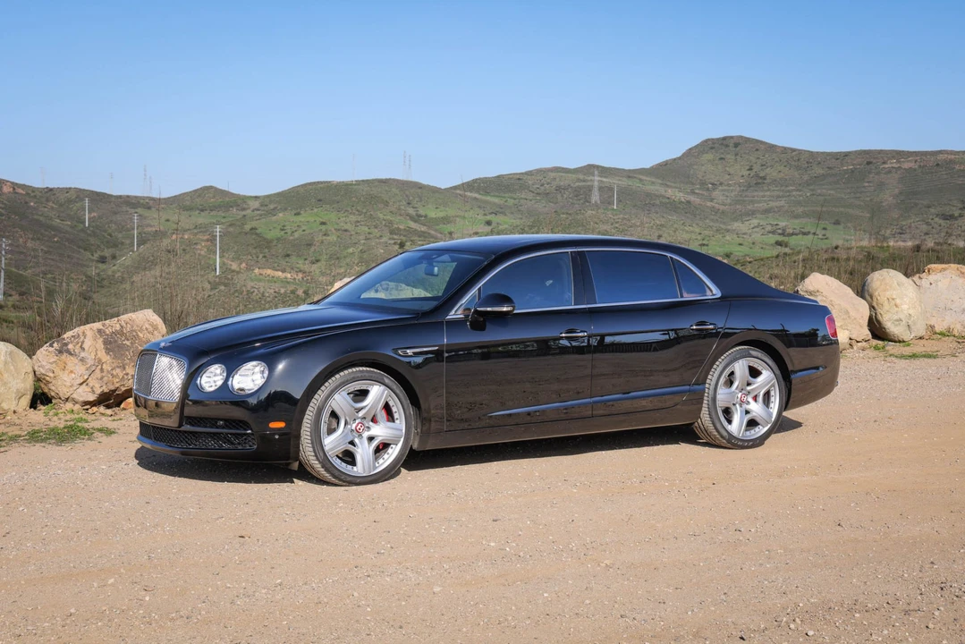 2015 Bentley Continental Flying Spur - Image 2 of 31