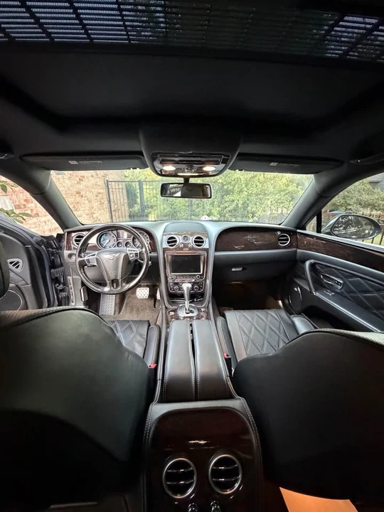 2015 Bentley - Image 12 of 13