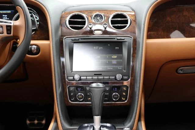 2015 Bentley Continental - Image 26 of 31