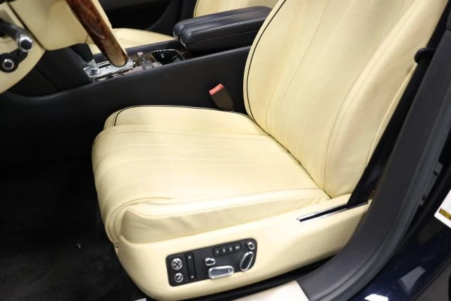 2015 Bentley Continental Flying Spur - Image 20 of 31