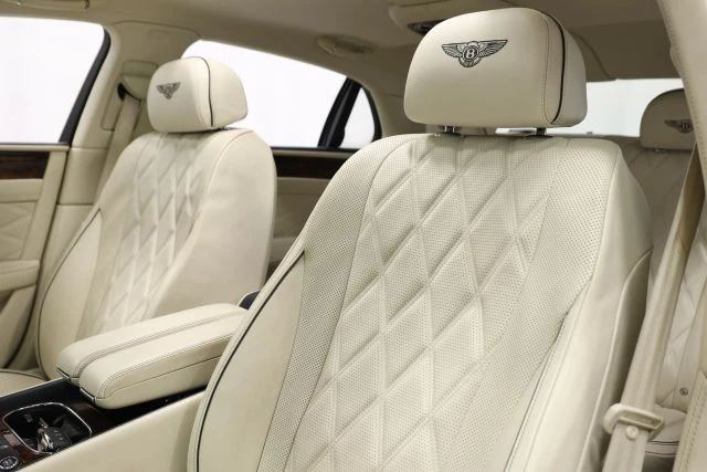 2015 Bentley Continental Flying Spur - Image 17 of 21