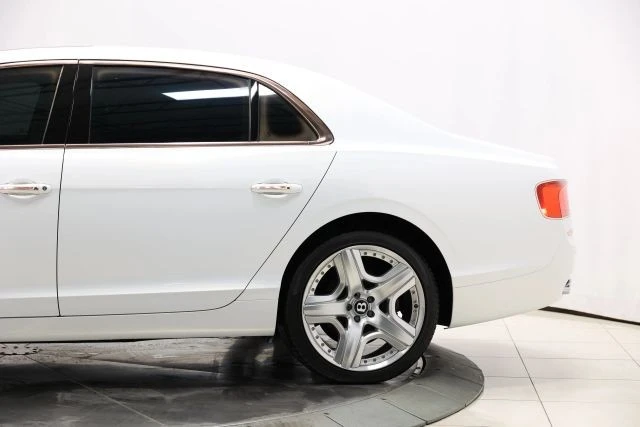 2015 Bentley Continental Flying Spur - Image 9 of 12