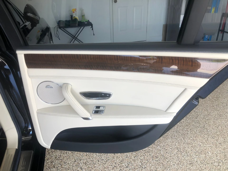 2015 Bentley Continental Flying Spur - Image 14 of 21