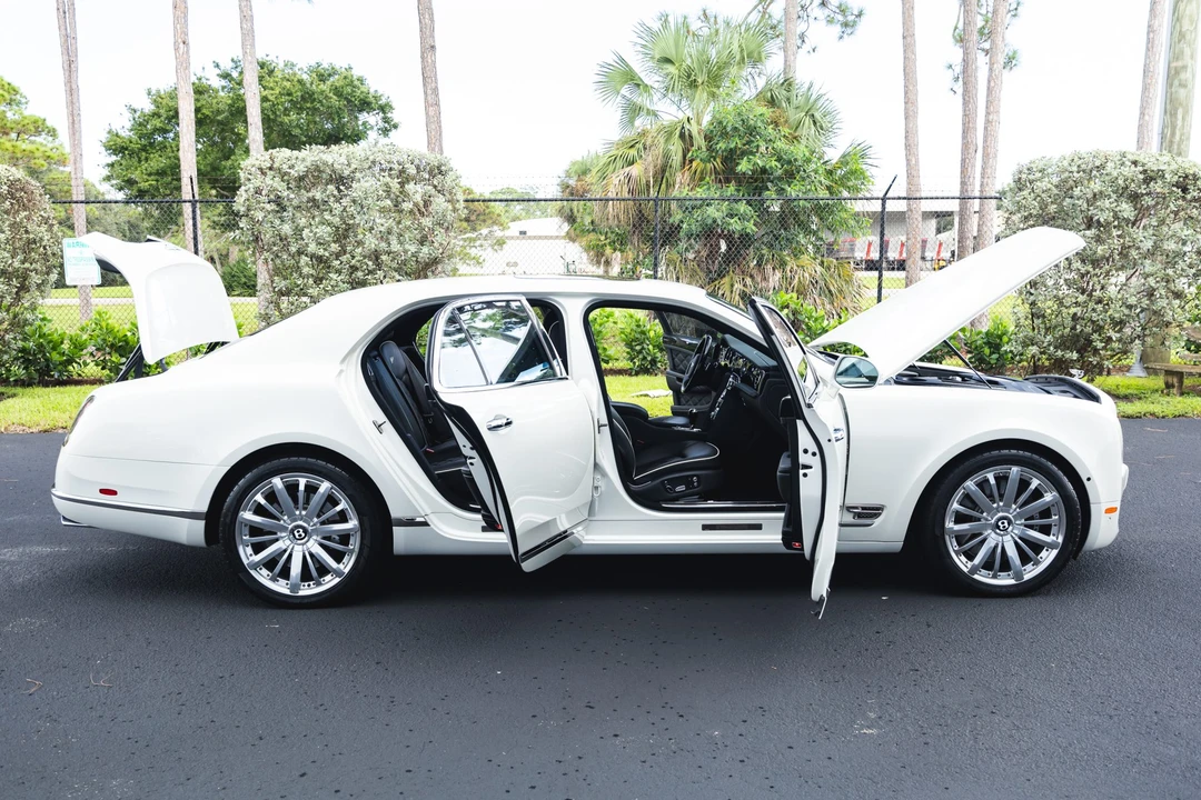 2015 Bentley Mulsanne 2nd Gen - Image 30 of 31