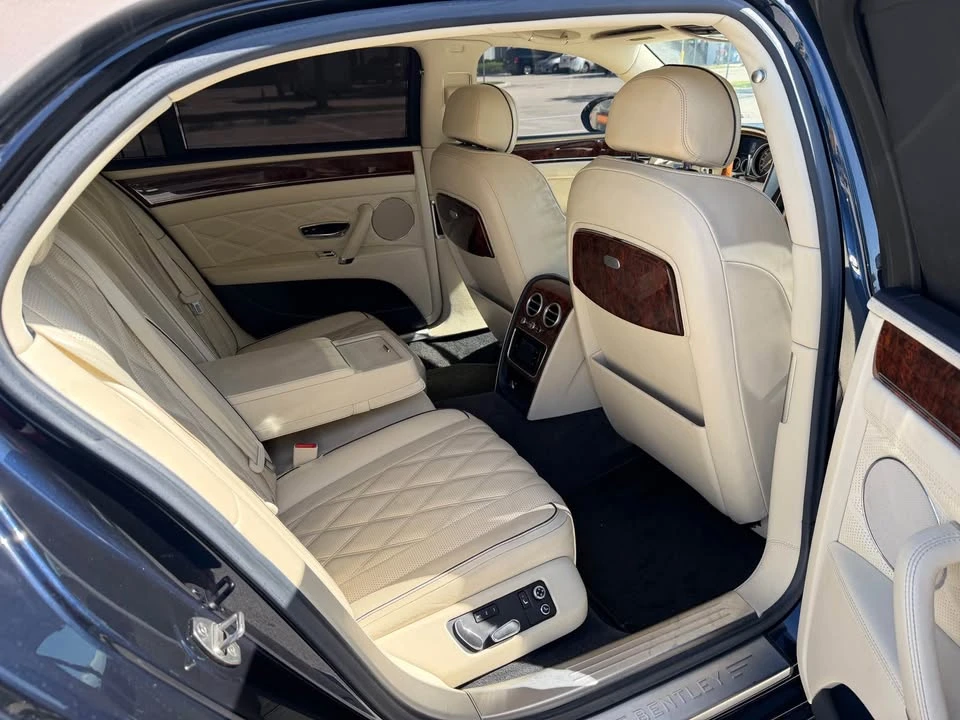 2015 Bentley Continental - Image 9 of 13