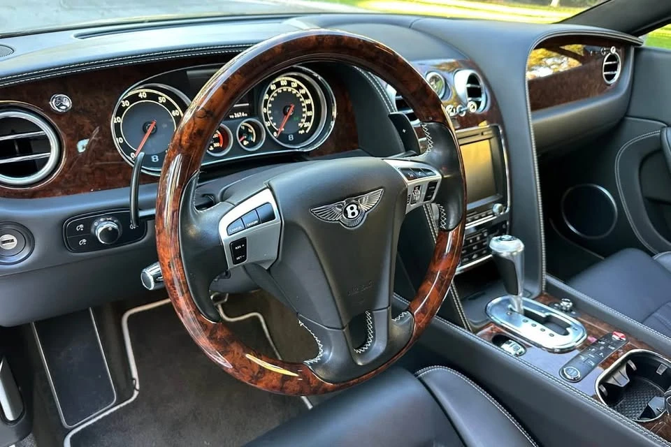 2015 Bentley Continental GT V8 2nd Gen - Image 9 of 20