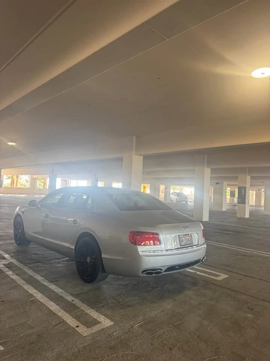 2015 Bentley Continental Flying Spur - Image 2 of 6
