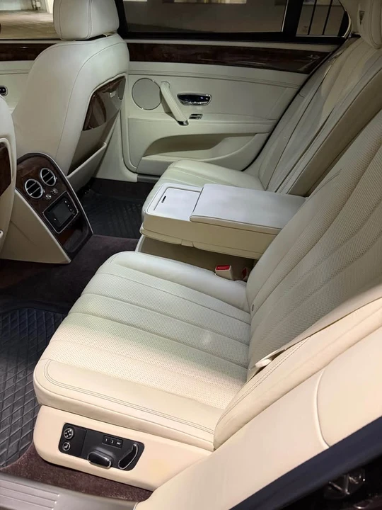 2015 Bentley Continental Flying Spur - Image 9 of 12