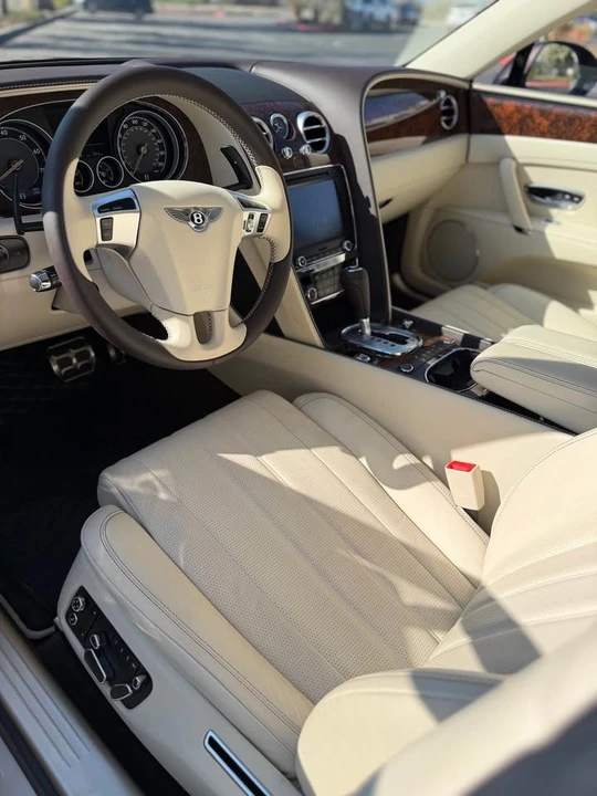 2015 Bentley Continental Flying Spur - Image 8 of 10