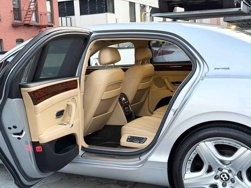 2015 Bentley Continental - Image 19 of 19