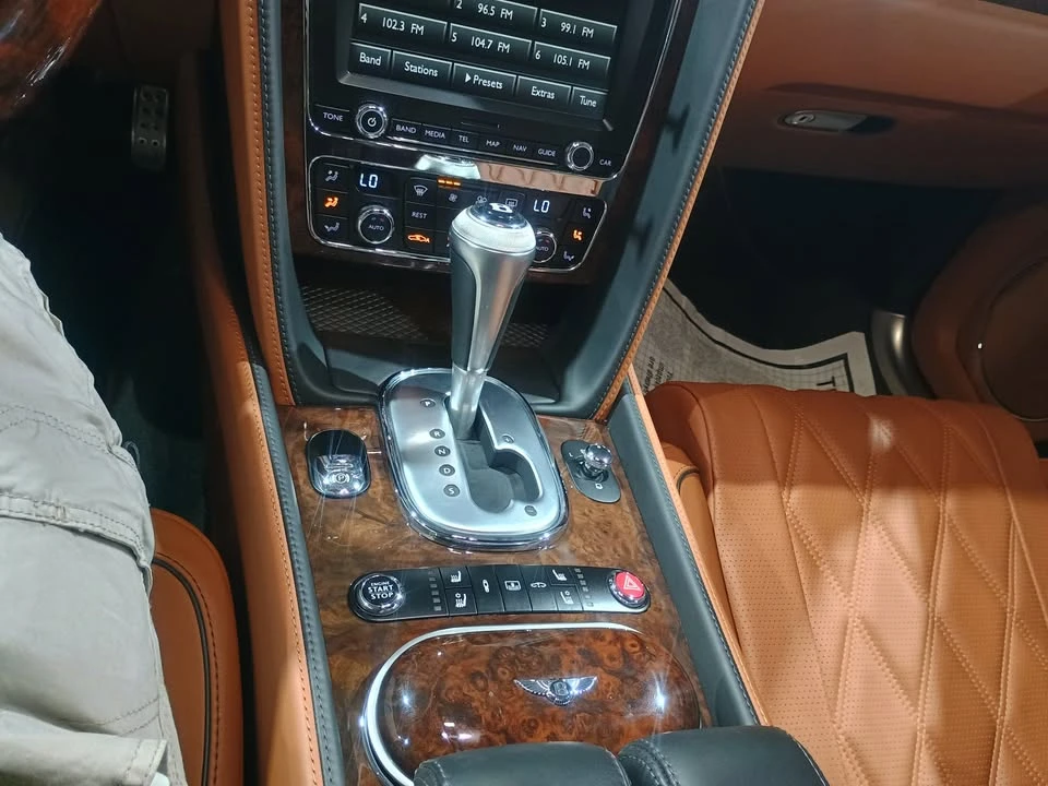 2015 Bentley Continental Flying Spur - Image 13 of 20