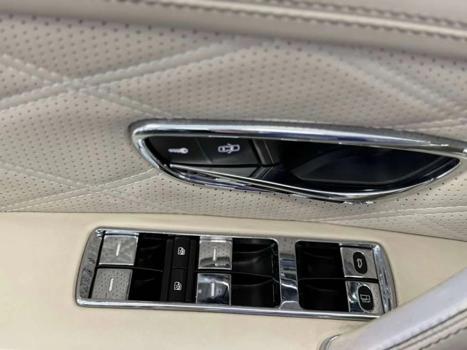 2015 Bentley Continental Flying Spur - Image 16 of 20