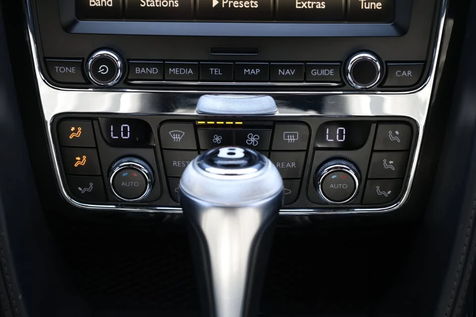 2015 Bentley Continental Flying Spur - Image 20 of 20