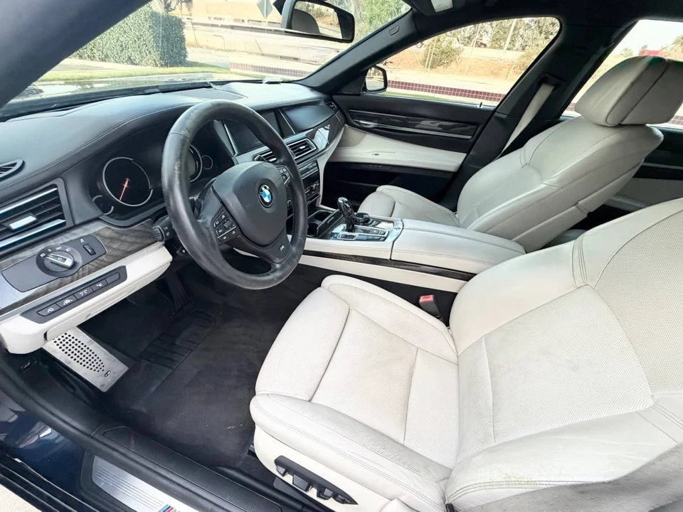 2015 BMW Alpina B7 - Image 10 of 13