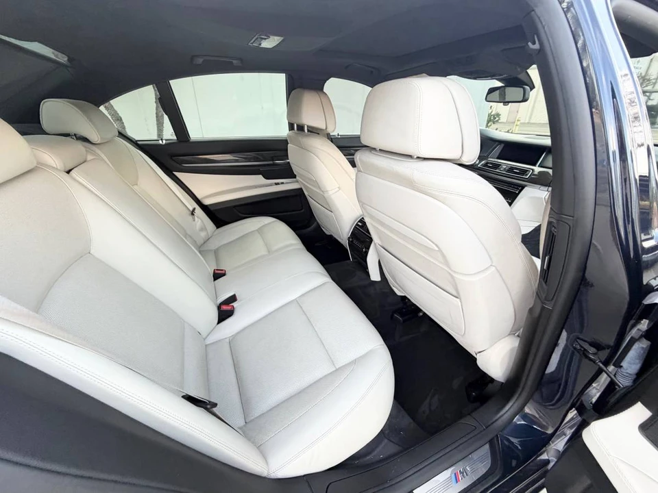 2015 BMW Alpina B7 - Image 13 of 13