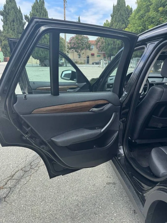 2015 BMW E84 X1 - Image 9 of 16