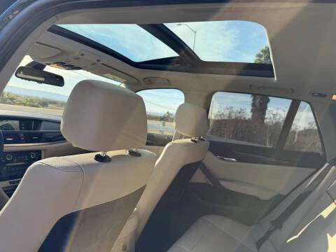 2015 BMW E84 X1 - Image 10 of 10