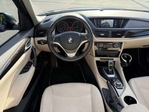 2015 BMW E84 X1 - Image 7 of 10