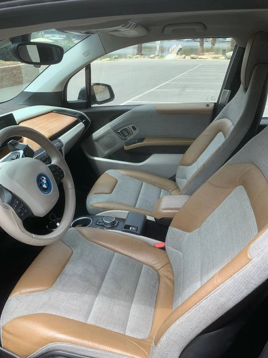 2015 BMW i3 - Image 9 of 10