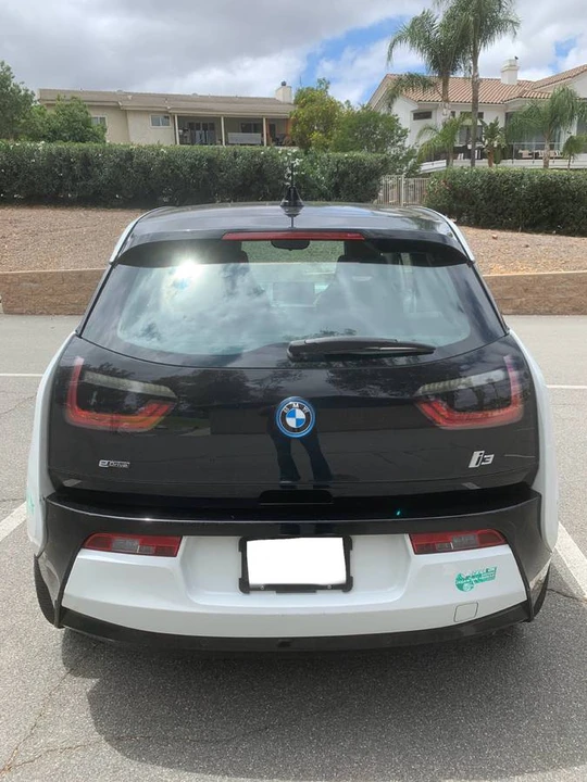 2015 BMW i3 - Image 4 of 10